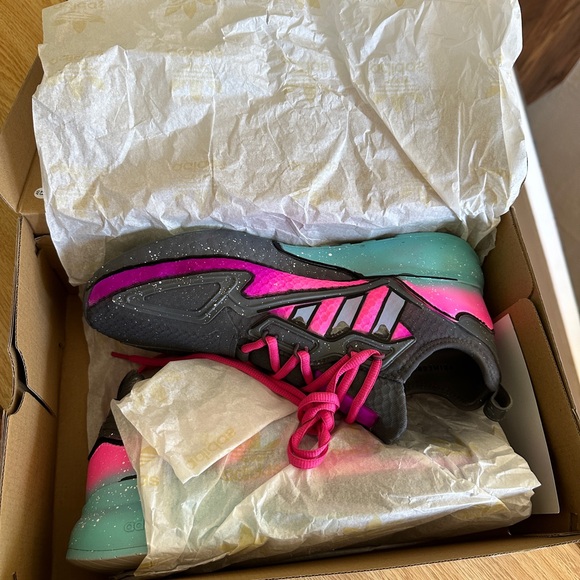 ADIDAS ZX 2K BOOST + VOLTA *NEW and RARE* - Picture 9 of 10